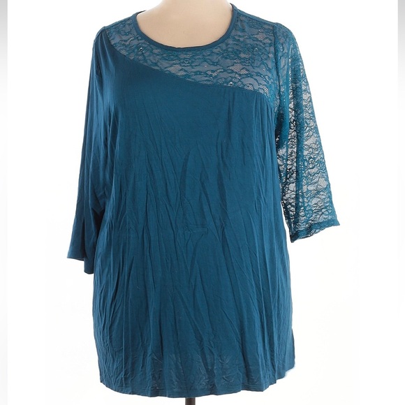 Torrid Super Soft Asymmetrical Lace Pieced Crew Neck Top Plus Size 4X Teal - Picture 4 of 9